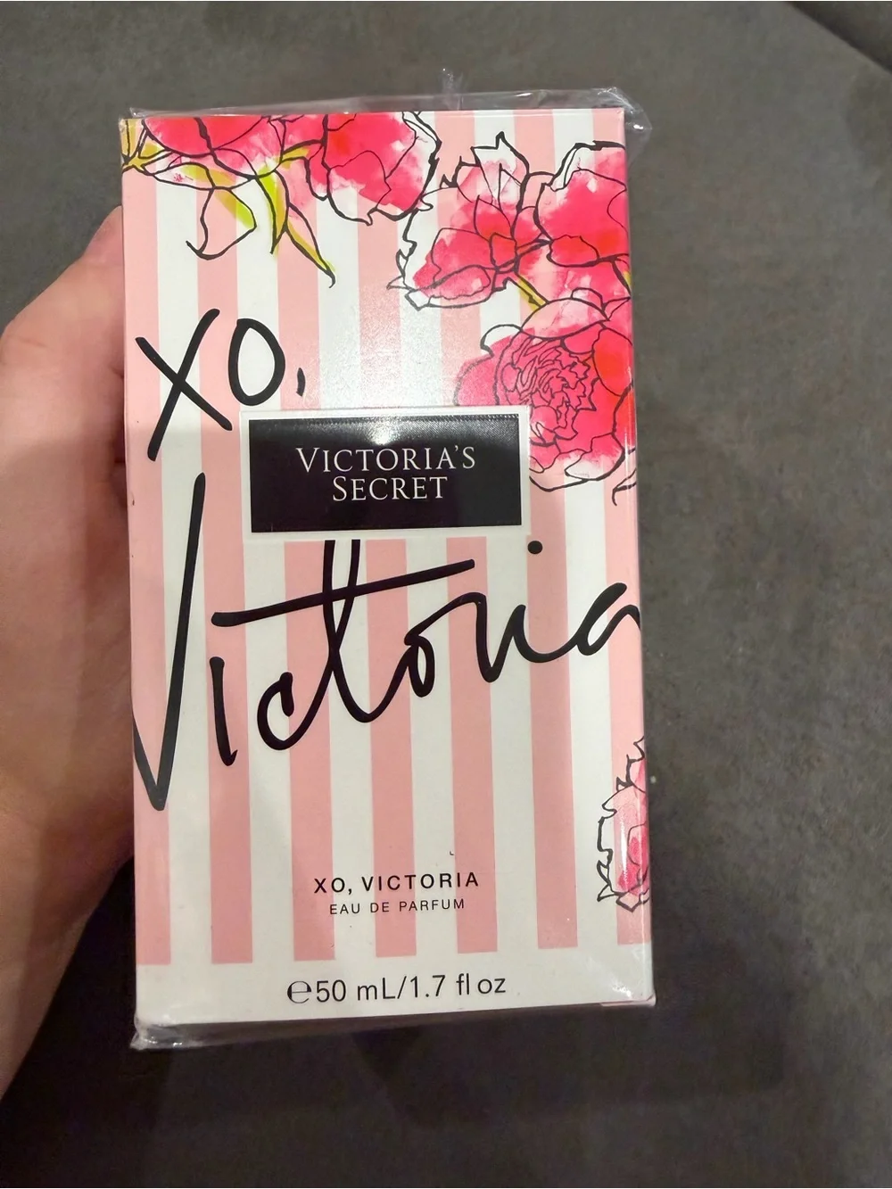 New Victoria's Secret XO, Victoria 1.7oz Limited Edition